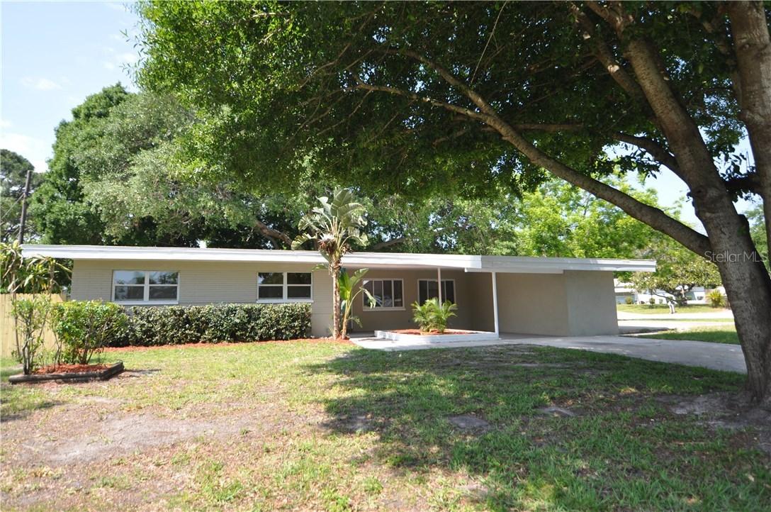 11422 77th Ave., Seminole, FL 33772