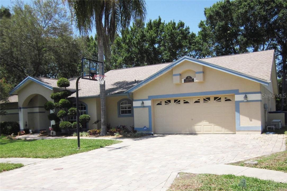 10398 Mulberry Way, Seminole, FL 33777