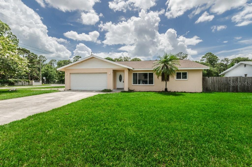 8202 Parkwood Blvd., Largo, FL 33777
