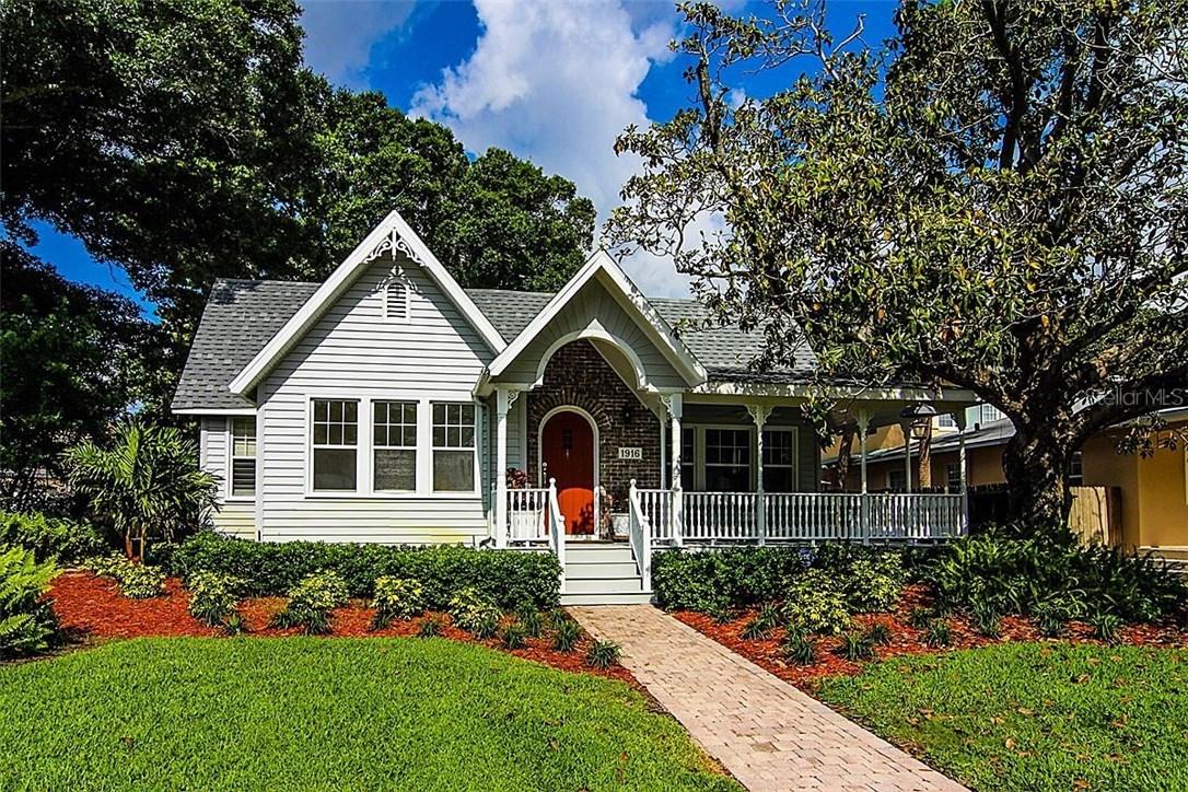1916 Crescent Lake Dr., St Petersburg, FL 33704