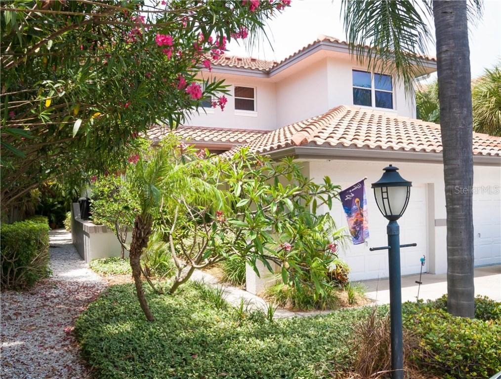 903 Pinellas Bayway #208, Tierra Verde, FL 33715