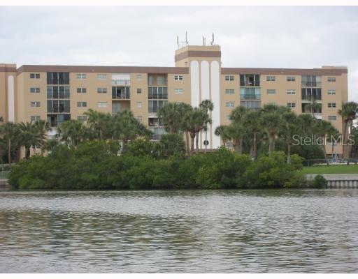 10216 Regal Dr. #606, Largo, FL 33774