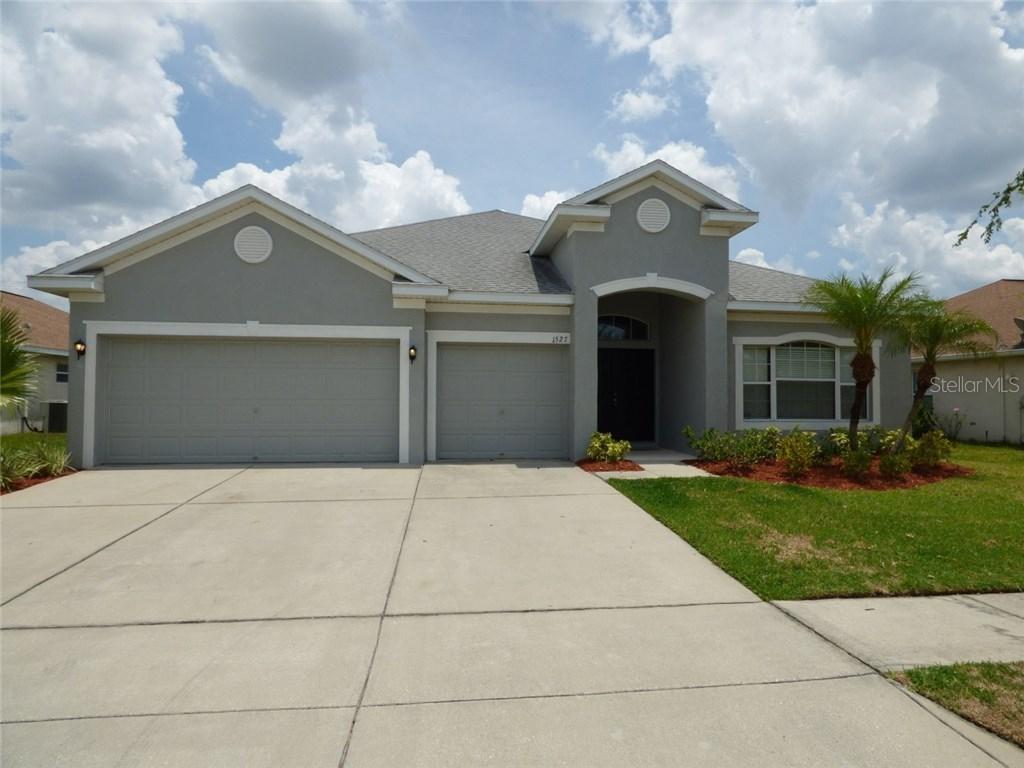 1527 Bonita Bluff Ct., Ruskin, FL 33570