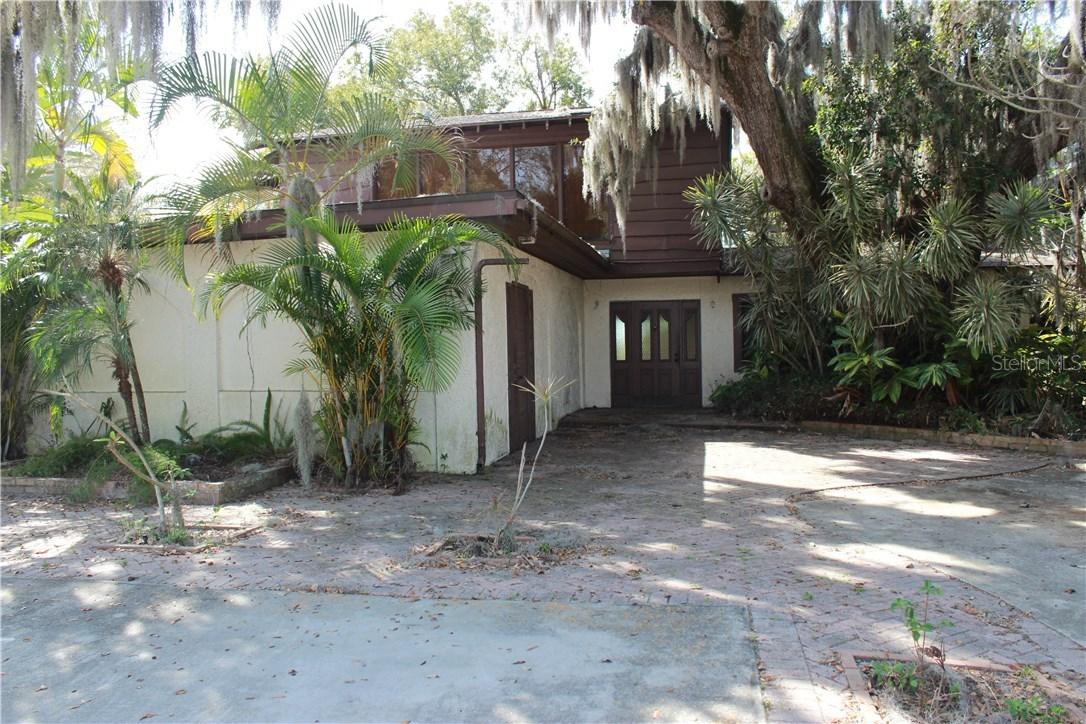 5122 31st Ave., Gulfport, FL 33707