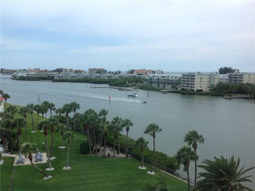 10216 Regal Dr. #703, Largo, FL 33774