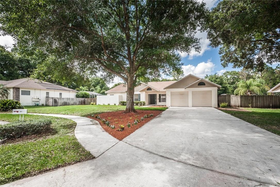 904 Hollyshore Dr., Lutz, FL 33548