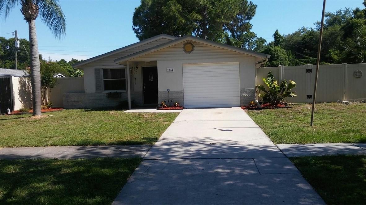 9064 Walsingham Rd., Largo, FL 33773
