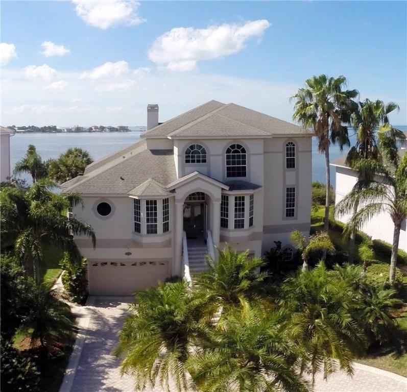 2039 Harbour Watch Cir., Tarpon Springs, FL 34689