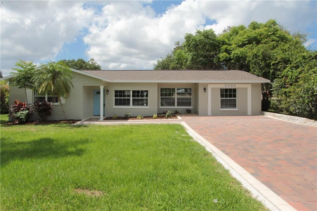 3386 Honeysuckle Rd., Largo, FL 33770