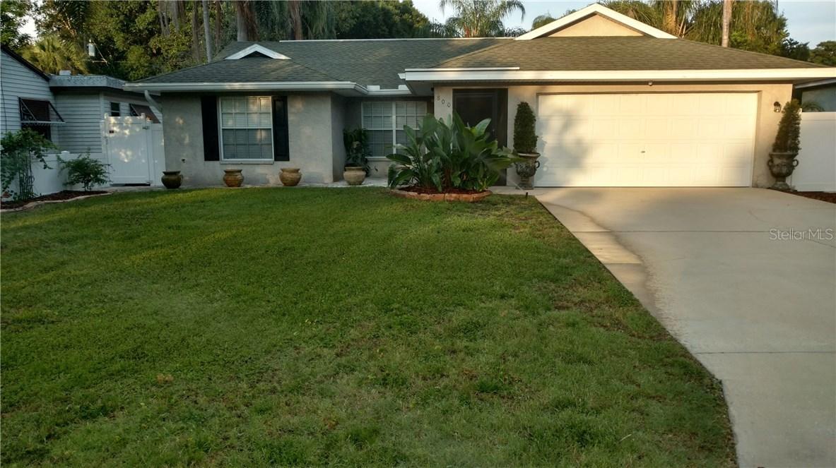 800 Gray St., Gulfport, FL 33707