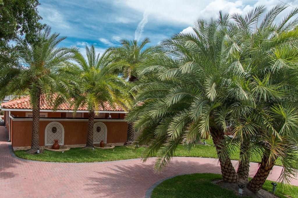 4045 8th St., St Petersburg, FL 33703