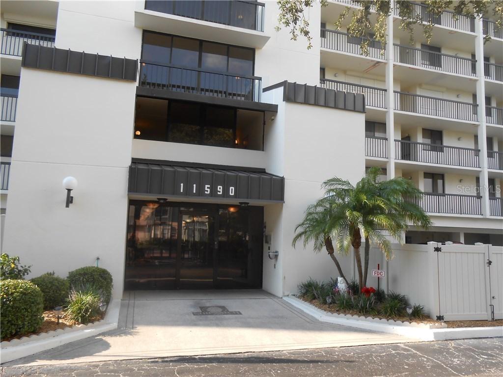 11590 Shipwatch Dr. #242, Largo, FL 33774