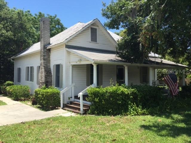 807 Omaha St., Palm Harbor, FL 34683