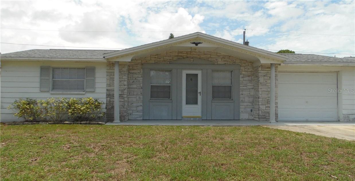 4214 Woodfield Ave., Holiday, FL 34691