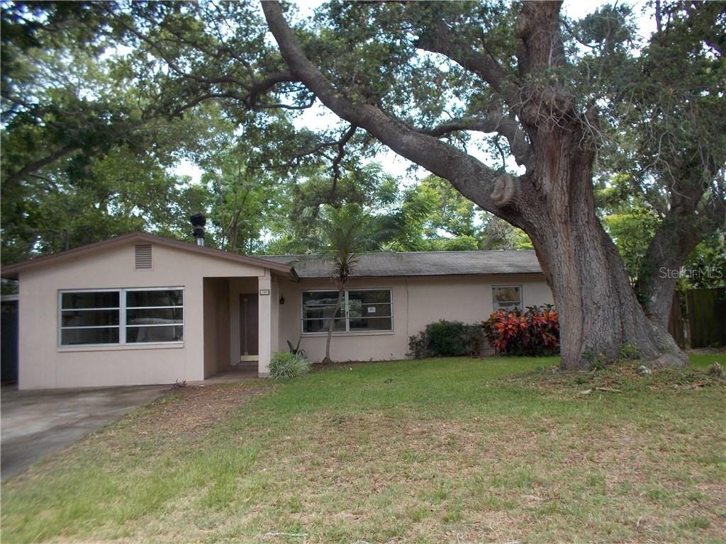 284 Larchwood Dr., Largo, FL 33770