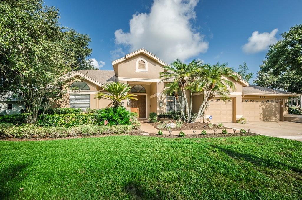 818 Centerwood Dr., Tarpon Springs, FL 34688