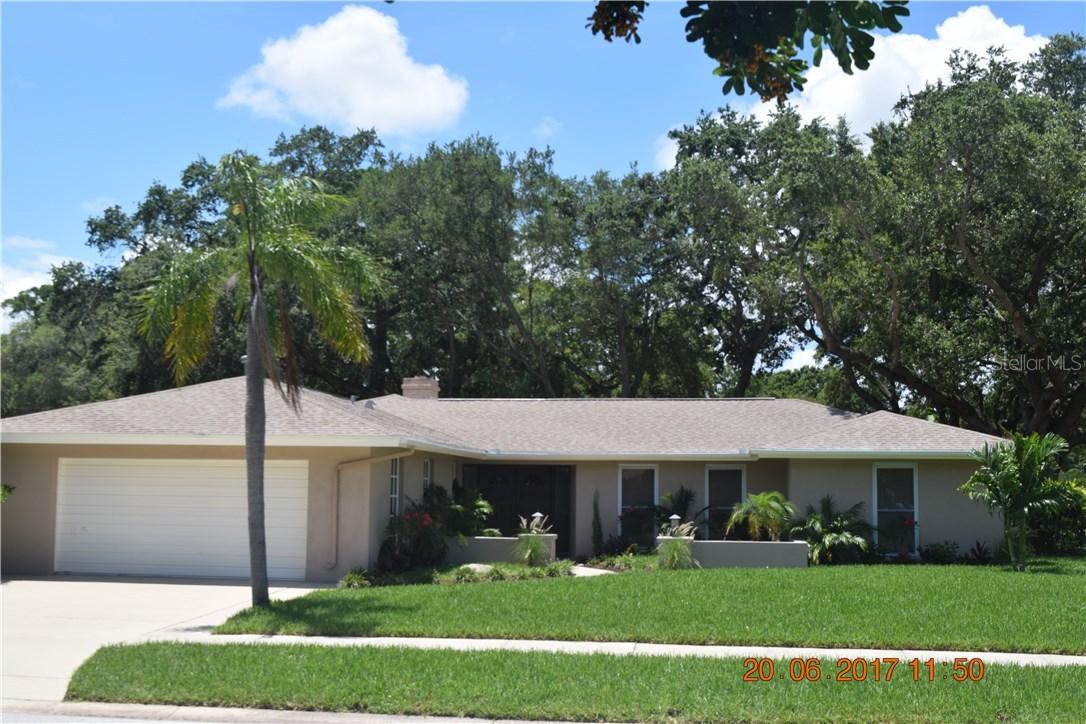 2207 Willowbrook Dr., Clearwater, FL 33764