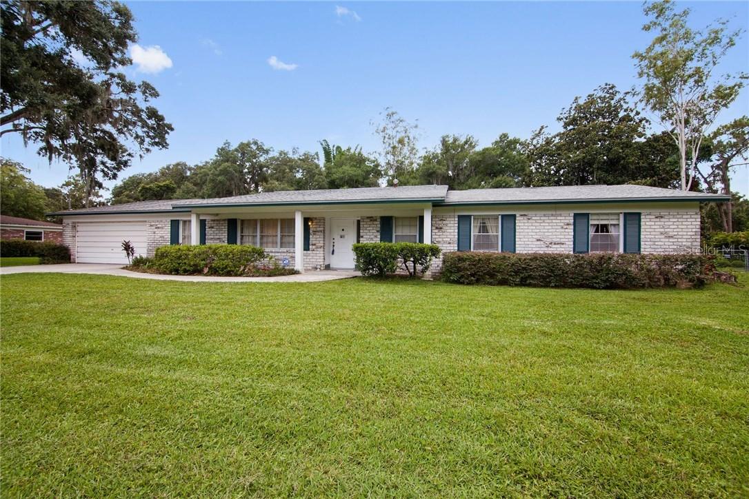 417 El Greco Dr., Brandon, FL 33511