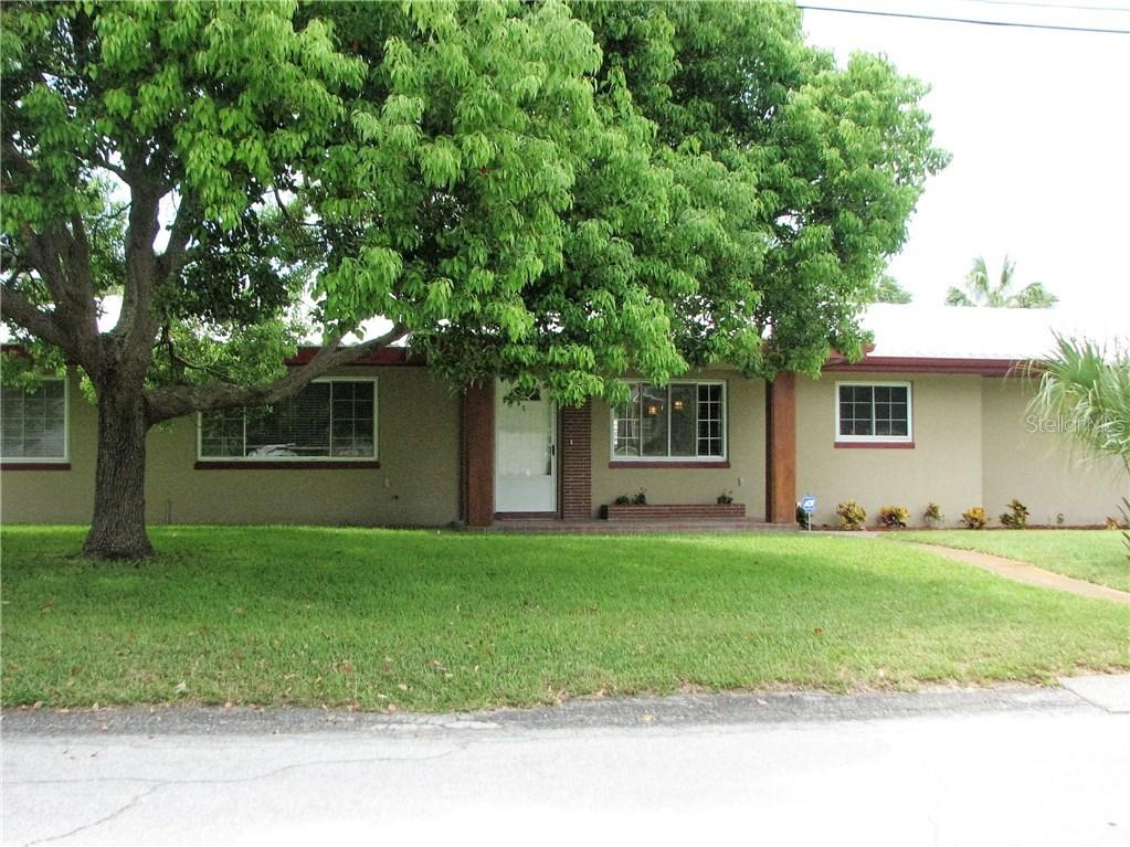 400 Bamboo Ln., Largo, FL 33770
