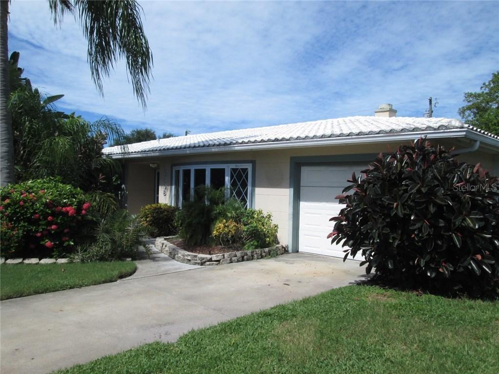 10108 Paradise Blvd., Treasure Island, FL 33706