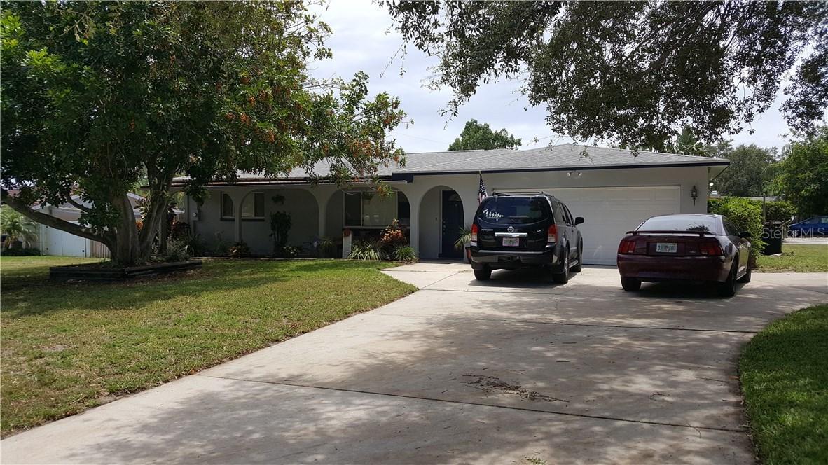 8375 Ridge Rd., Seminole, FL 33772