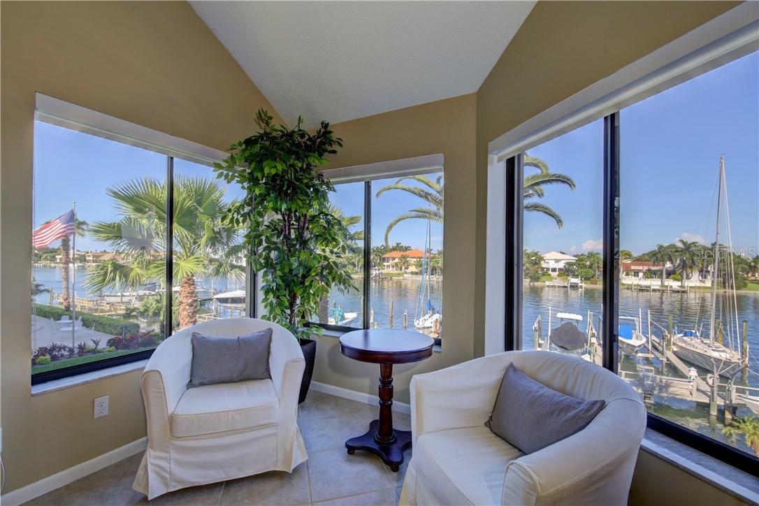 534 Pinellas Bayway #201, Tierra Verde, FL 33715