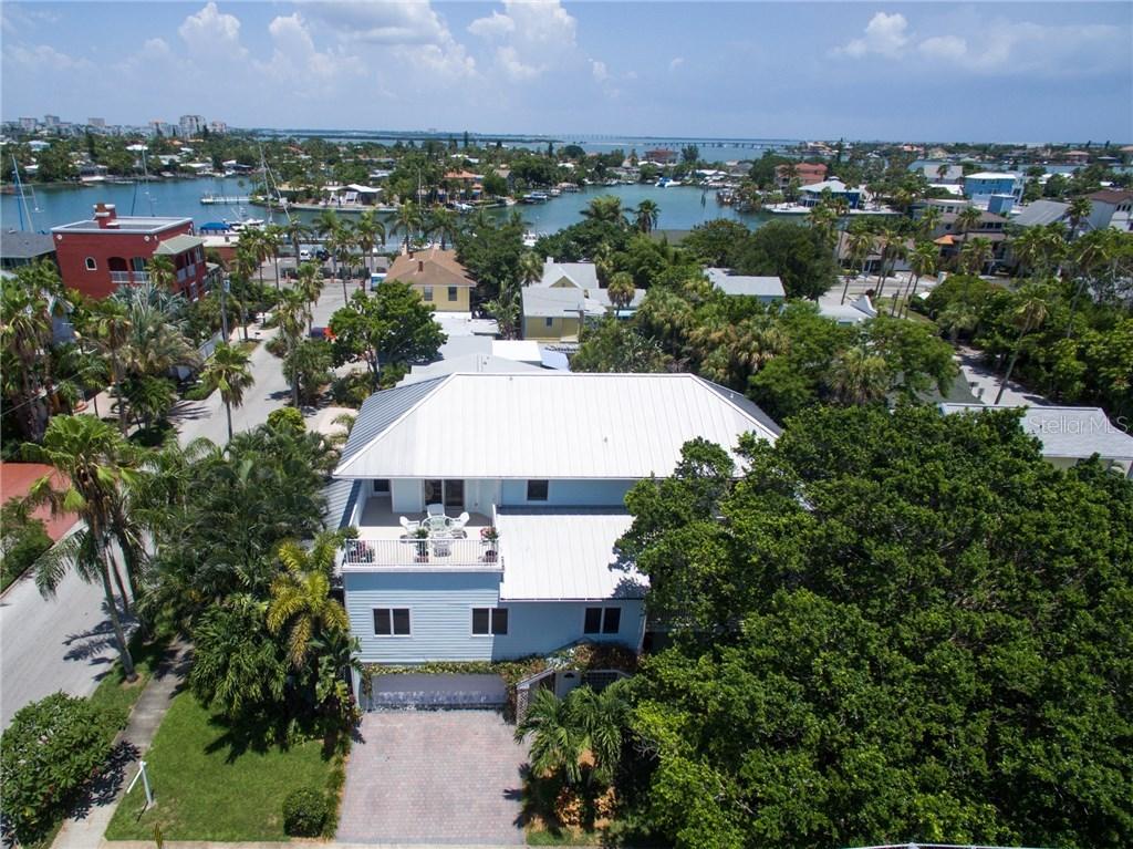 2209 Sunset Way, St Pete Beach, FL 33706