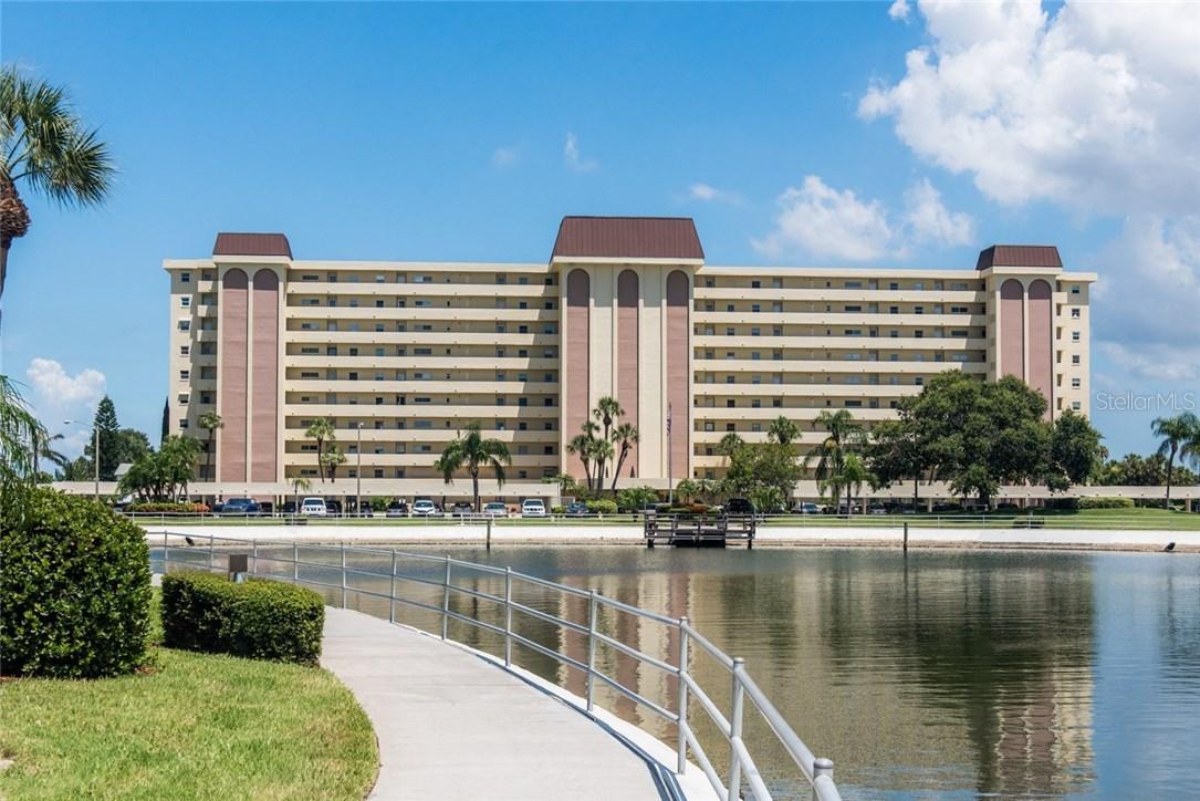4725 Cove Cir. #105, St Petersburg, FL 33708