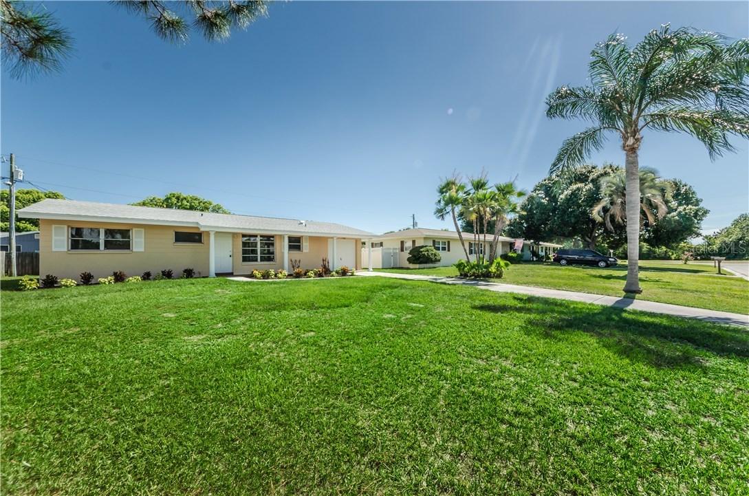 11760 80th Ave., Seminole, FL 33772