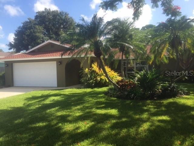 8063 Bayshore Dr., Seminole, FL 33776