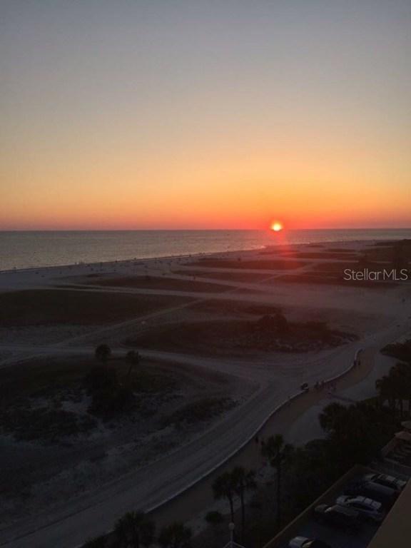 11000 Gulf Blvd. #1102, Treasure Island, FL 33706