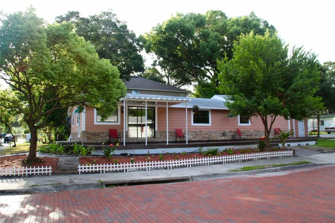 390 5th St., Safety Harbor, FL 34695