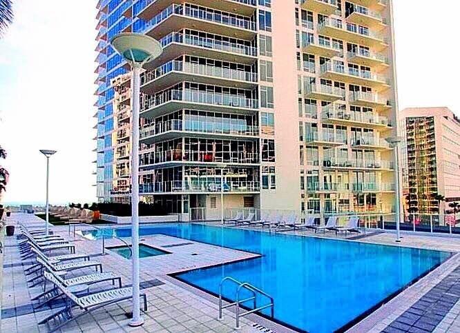 175 1st St. #2206, St Petersburg, FL 33701