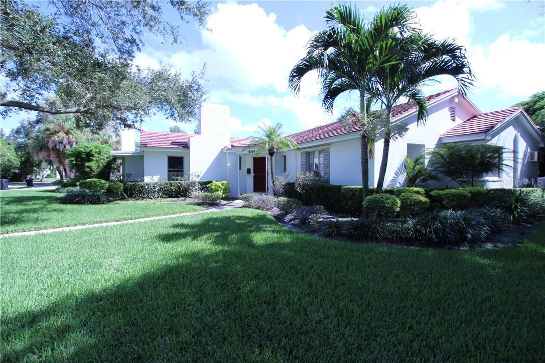 6104 2nd St., St Petersburg, FL 33705