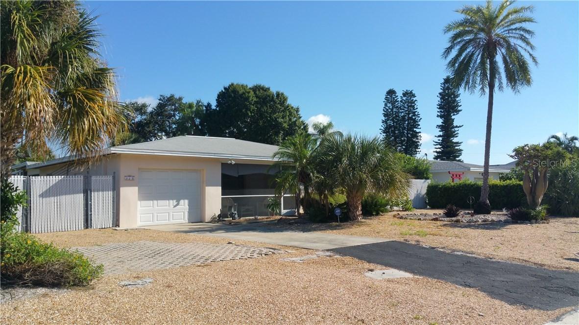 318 41st Ave., St Pete Beach, FL 33706