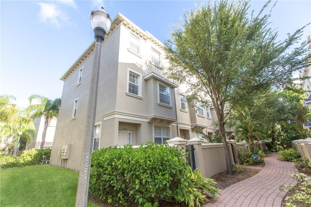 7204 102nd Ln., Seminole, FL 33772