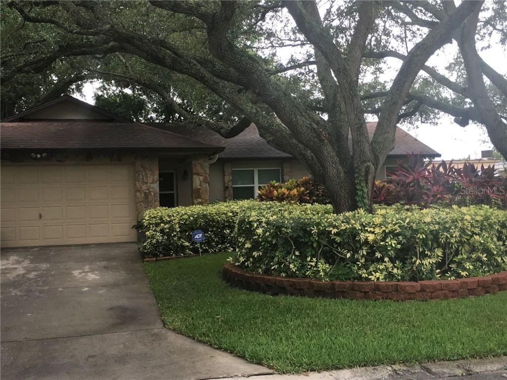 2357 Pineland Ln., Clearwater, FL 33763
