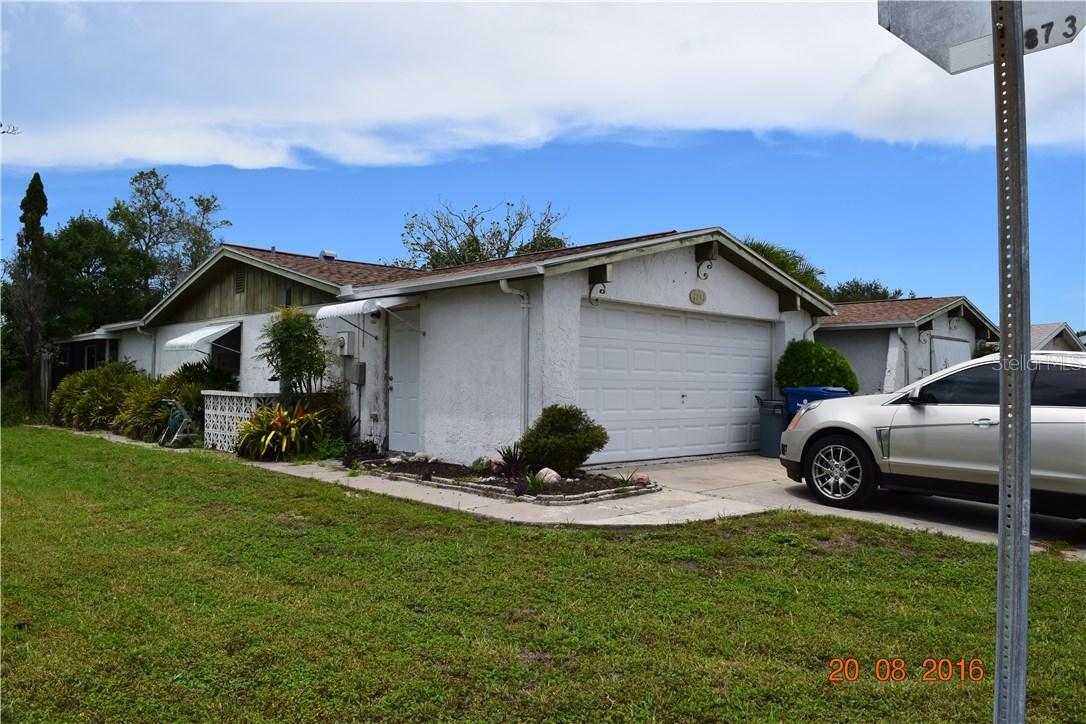 1741 Font Ln., Holiday, FL 34691