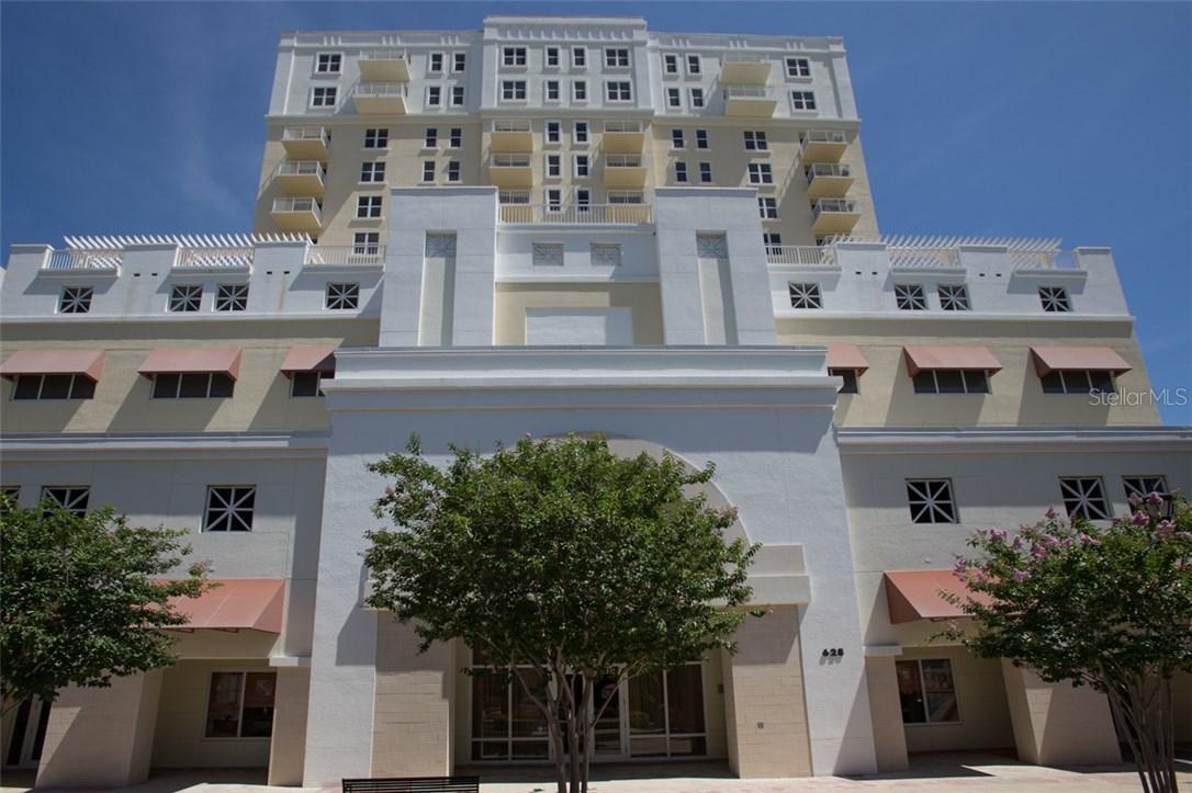 628 Cleveland St. #1406, Clearwater, FL 33755