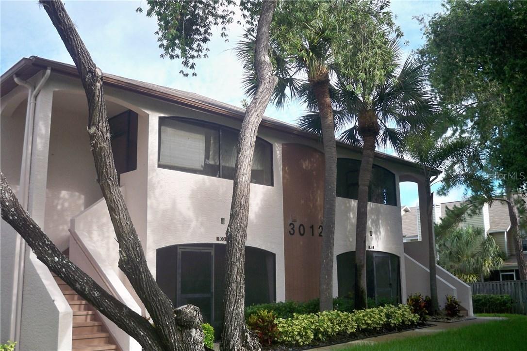 3012 Bonaventure Cir. #201, Palm Harbor, FL 34684