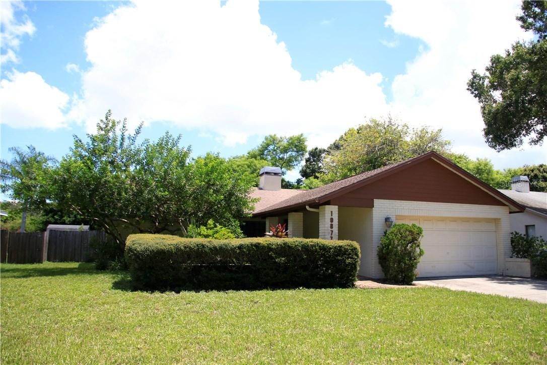 10877 96th St., Largo, FL 33773