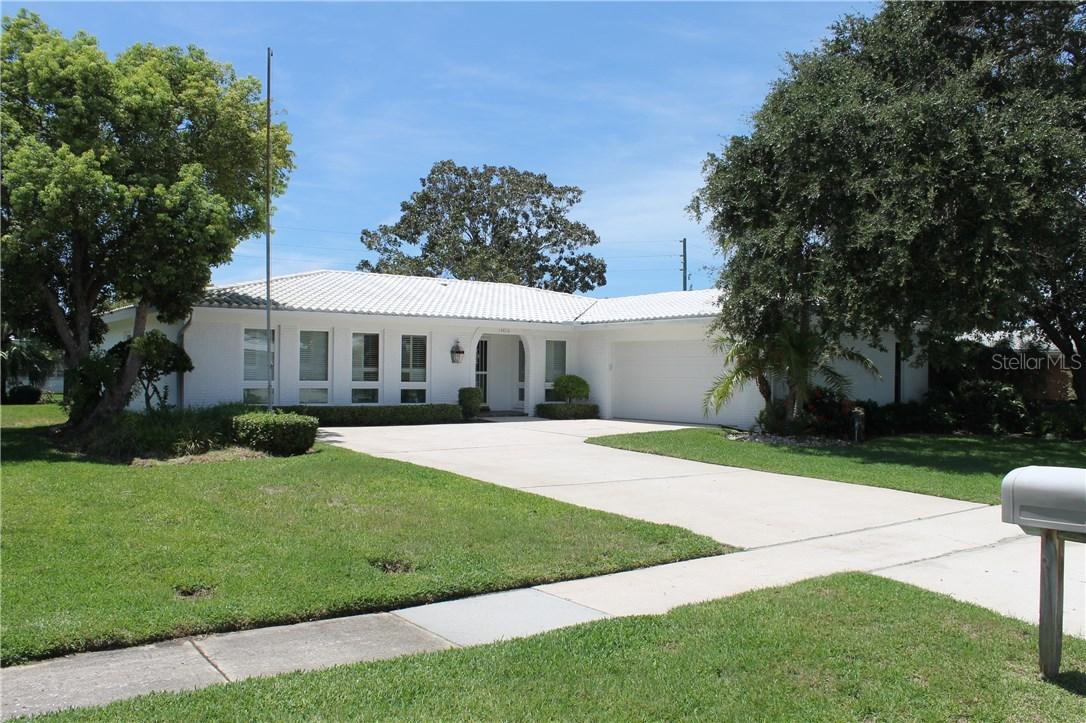 14876 Imperial Point Dr N, Largo, FL 33774