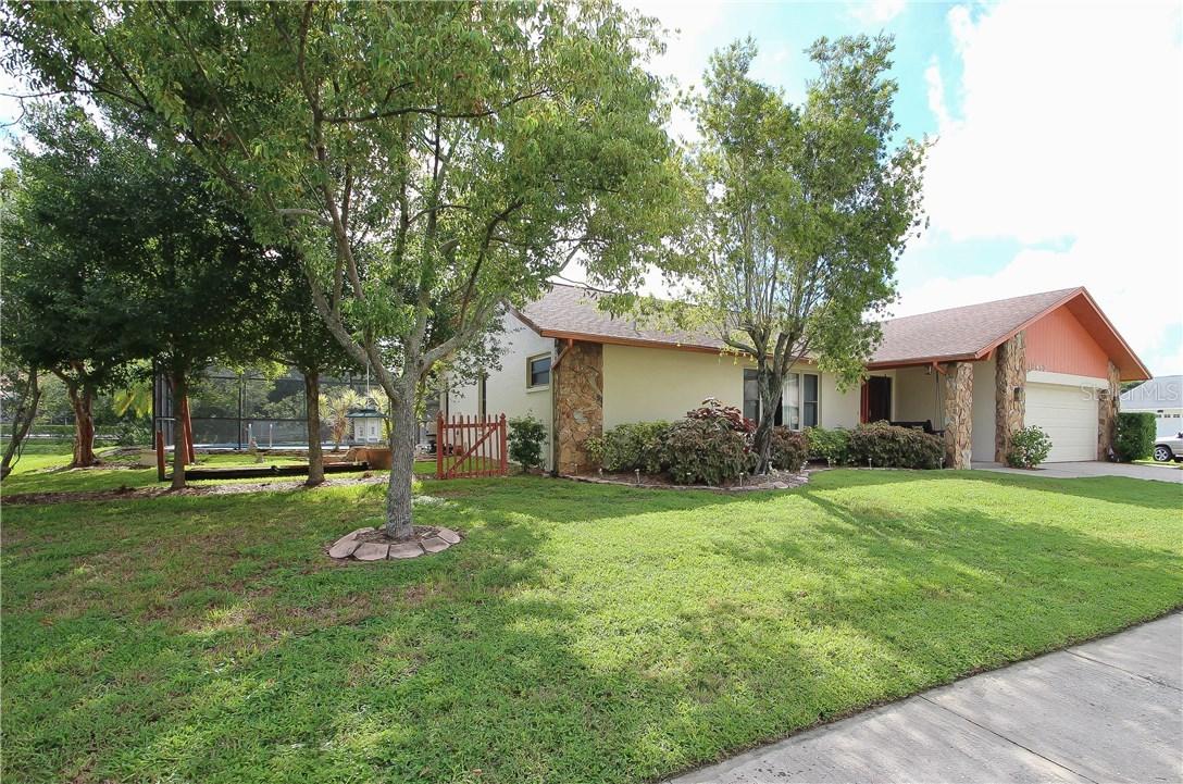 11463 Harborside Cir., Largo, FL 33773