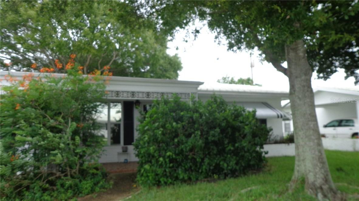 9945 Mainlands Blvd., Pinellas Park, FL 33782