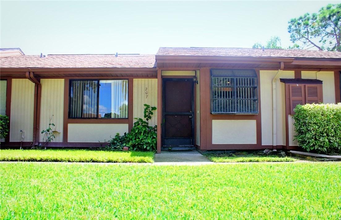 207 Corkwood Ln., Oldsmar, FL 34677