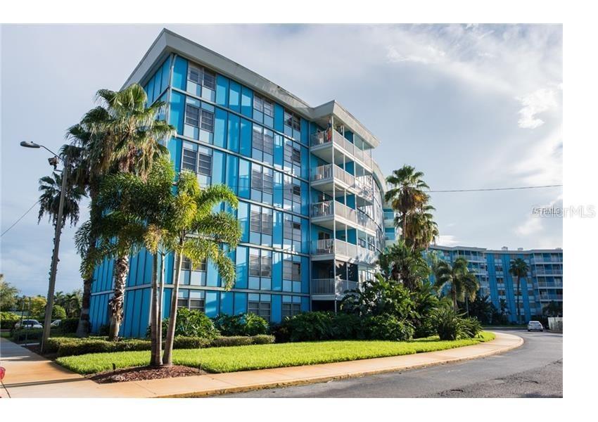 3315 58th Ave. #411, St Petersburg, FL 33712