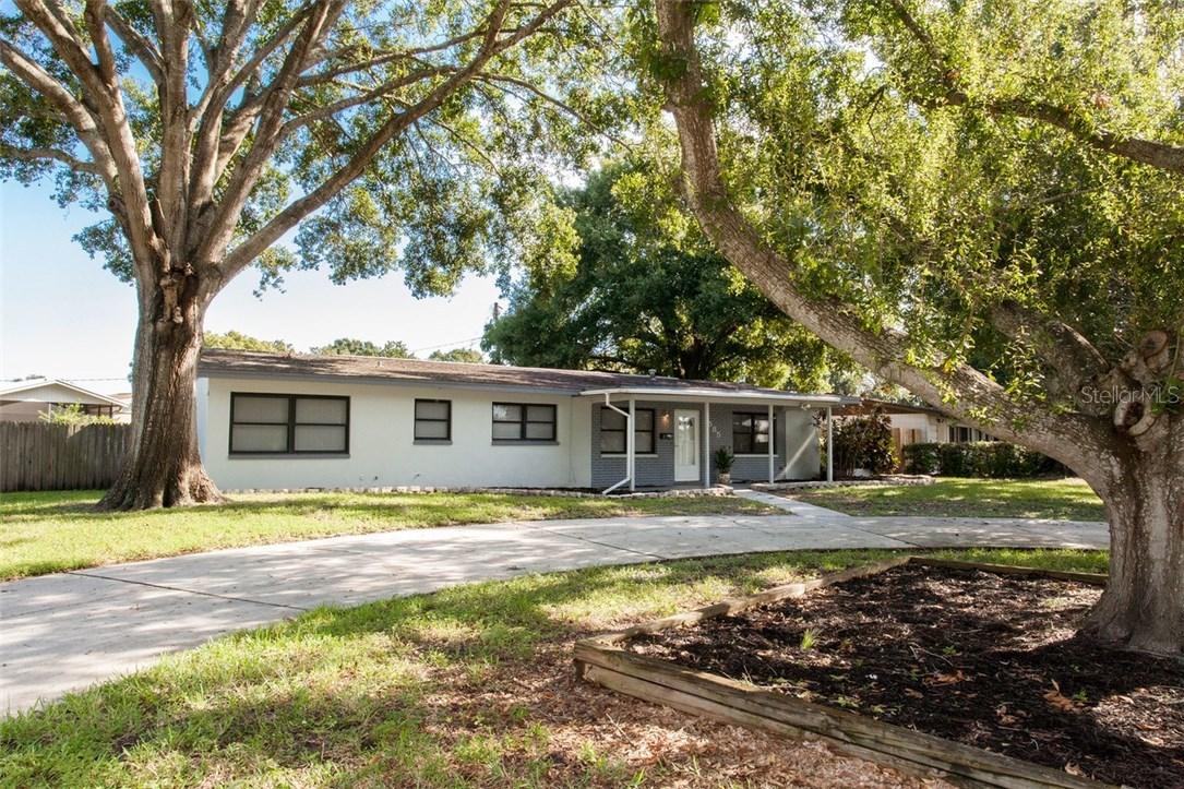 1585 78th Ave., St Petersburg, FL 33702