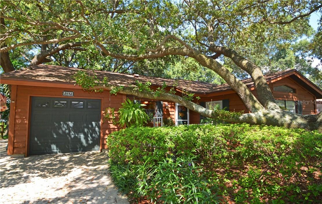 2132 Cunningham Dr., Clearwater, FL 33763