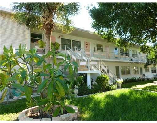 5876 21st St. #11, St Petersburg, FL 33714