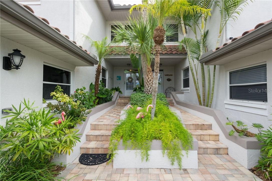 903 Pinellas Bayway #305, Tierra Verde, FL 33715
